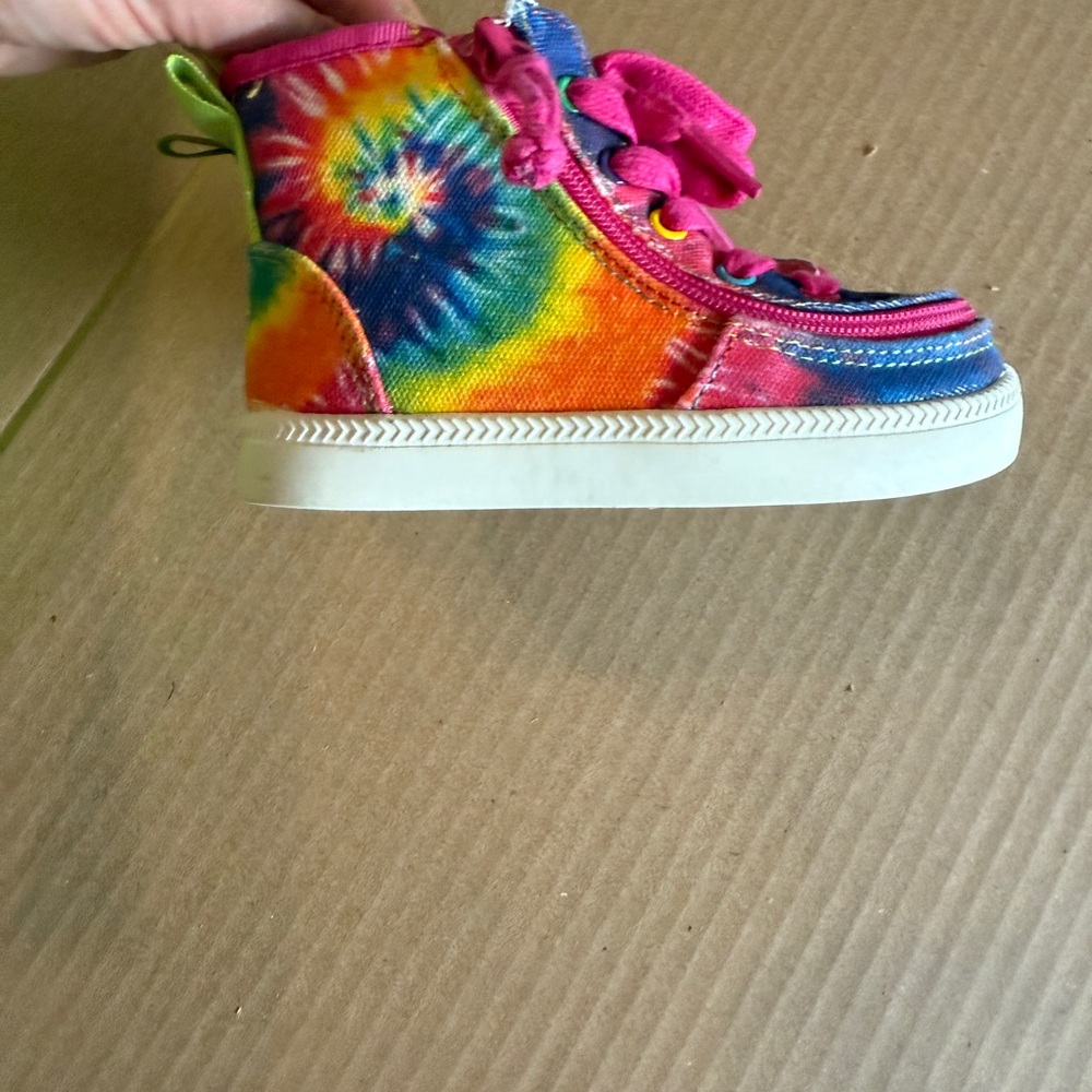 Red and Pink High-Top Sneakers with Tie-Dye Design